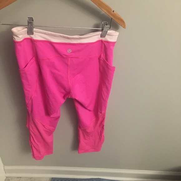 Lululemon capri pants - Picture 2 of 2