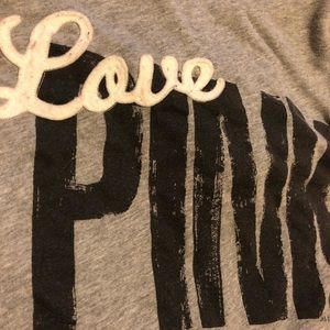 ❌SOLD ❌Victoria’s Secret Pink zip up sweater