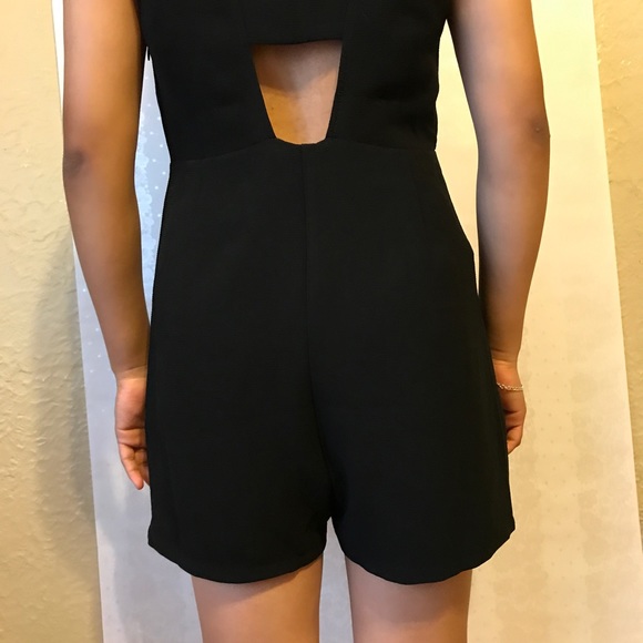Romper - Picture 2 of 4