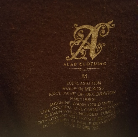 Tee - Picture 3 of 3