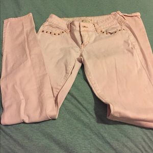 Light pink skinny jeans. Size 5!