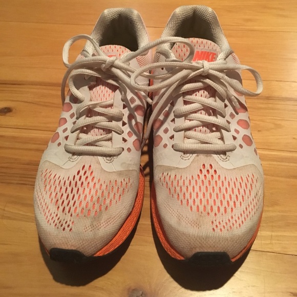 Nike Running Sneakers - Picture 3 of 7