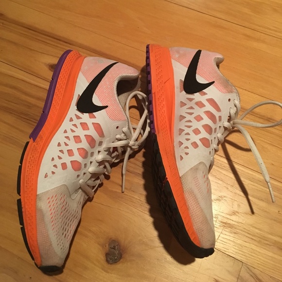 Nike Running Sneakers - Picture 5 of 7