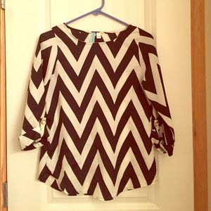 Black and white chevron top