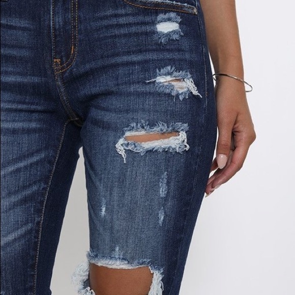 SOLD OUT - Picture 4 of 6