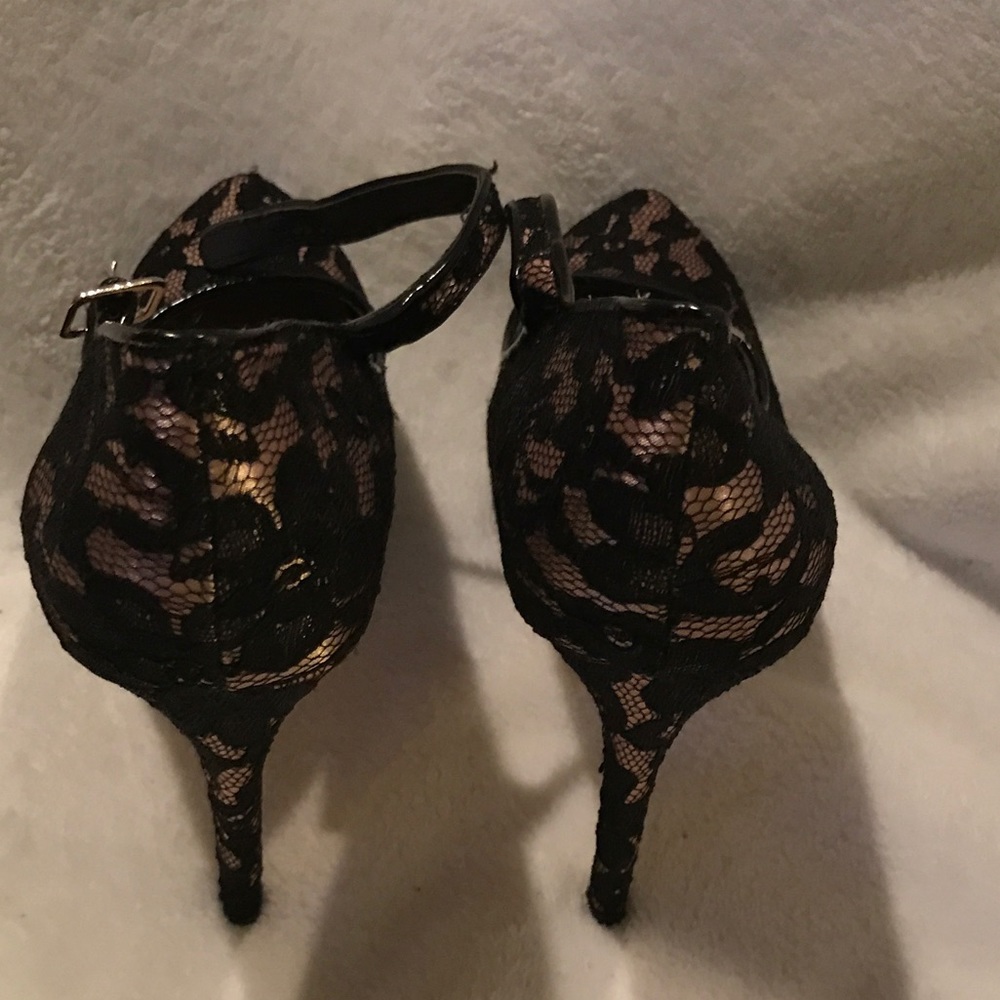 NWOT Forever 21 black and nude heels - Picture 4 of 5
