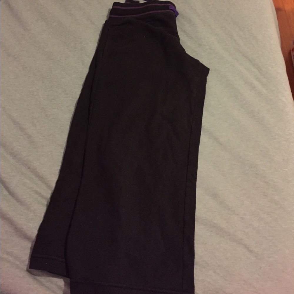 Capri sweat pants