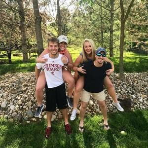 Meet your Posher, Hillary