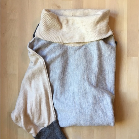 White House Black Market - Turtleneck Sweater - M - Picture 6 of 8