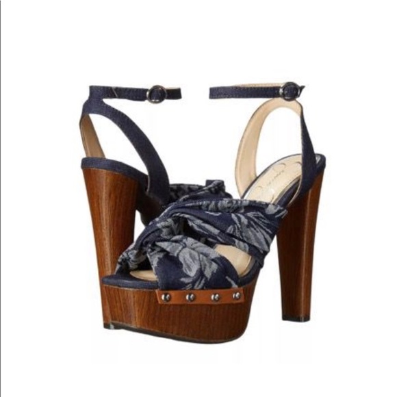 Jessica Simpson high heels - Picture 5 of 8