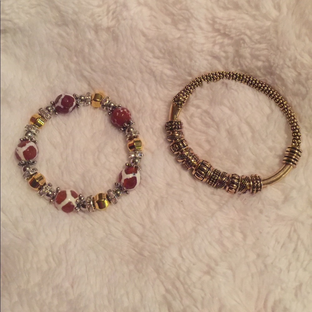 NWOT Bundle of 2 gold costume jewelry bracelets
