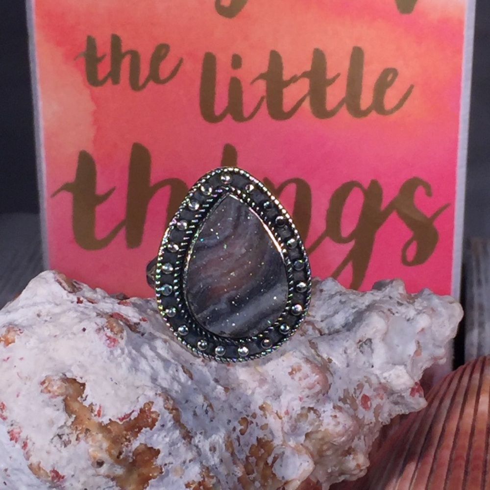 .925 Silver UNISEX Druzy Ring Ret. $130 – WR847142