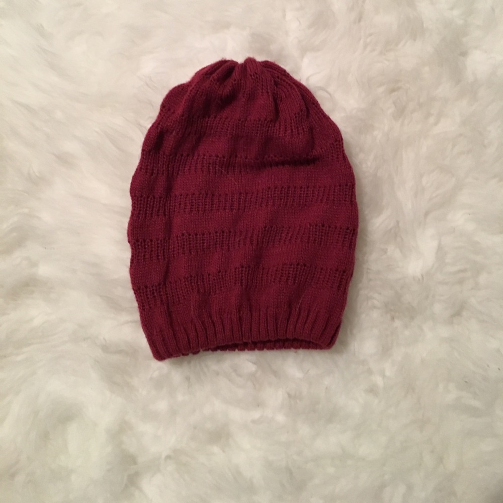 Maroon beanie