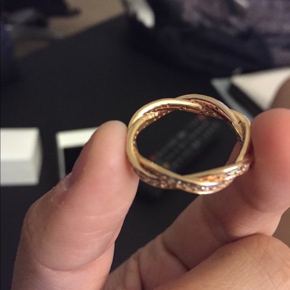 Twist of Faith! Pandora Rose! - Picture 2 of 3