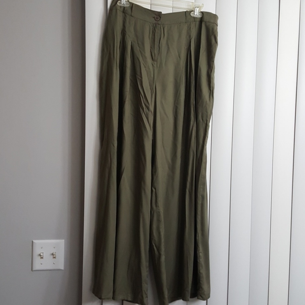 Bar 111 women's wide leg short pants
