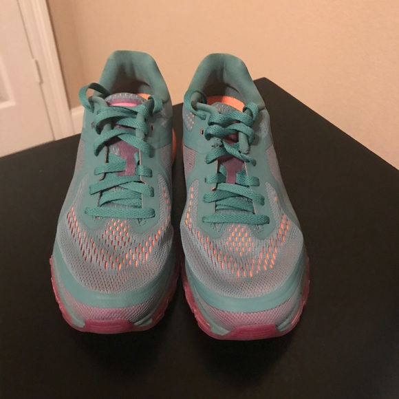 Women's Nike air max - Picture 2 of 2