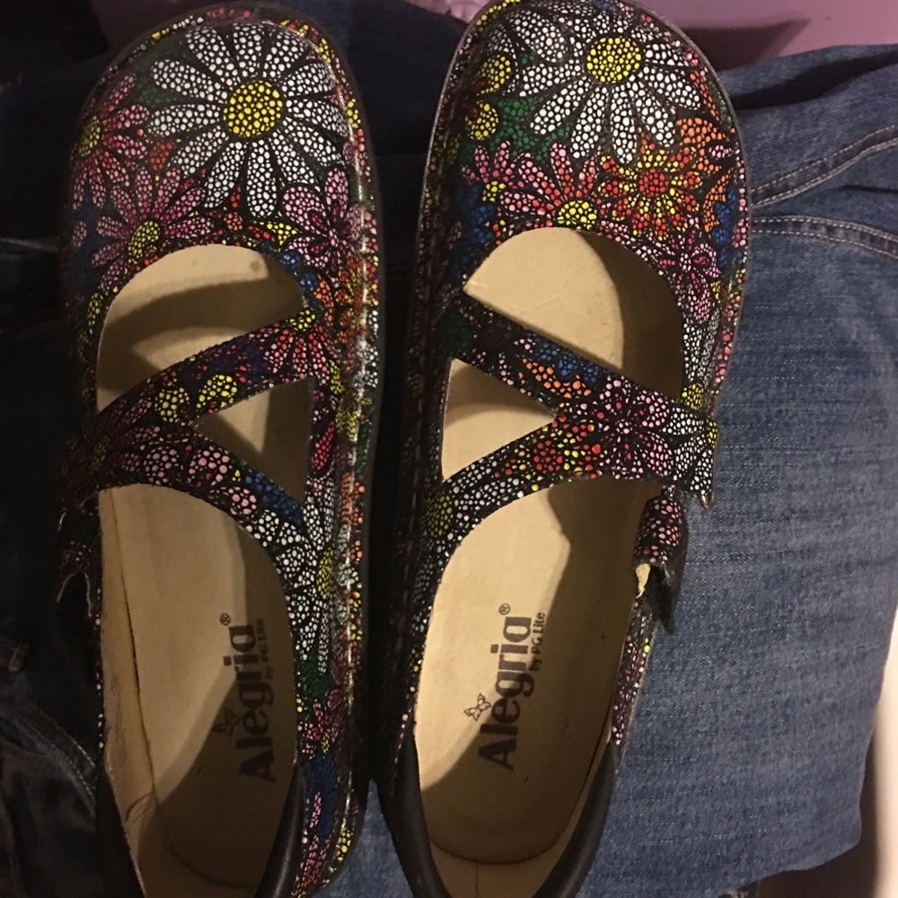 Algeria Shoes. Worn once. So cute