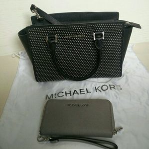 Authentic Michael Kors Selma +Wallet+Dustbag