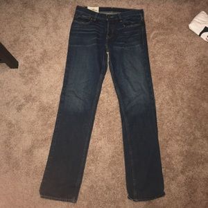 32x32 Hollister blue jeans