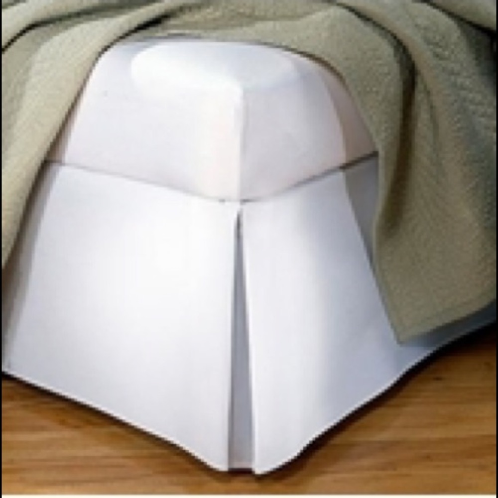 White King tailored bedskirt