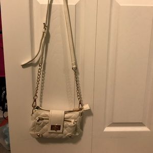 Crossbody purse