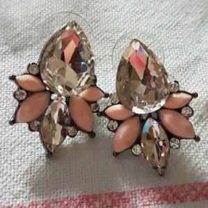 ✨ CRYSTAL STUD STATEMENT EARRINGS ✨