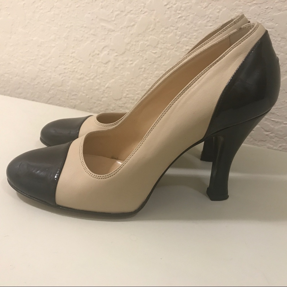Cole Haan beige and black heels size 7