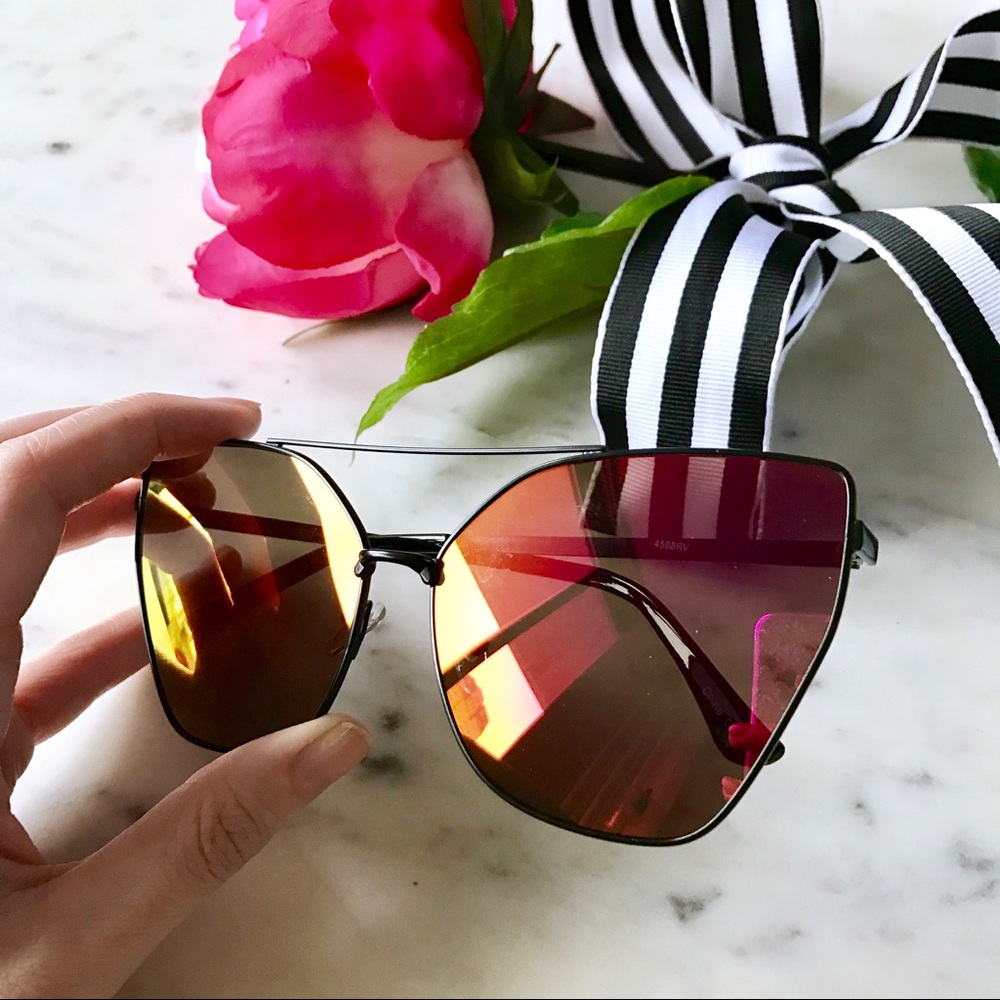 Fuchsia Mirrored Sunglasses - Picture 2 of 5