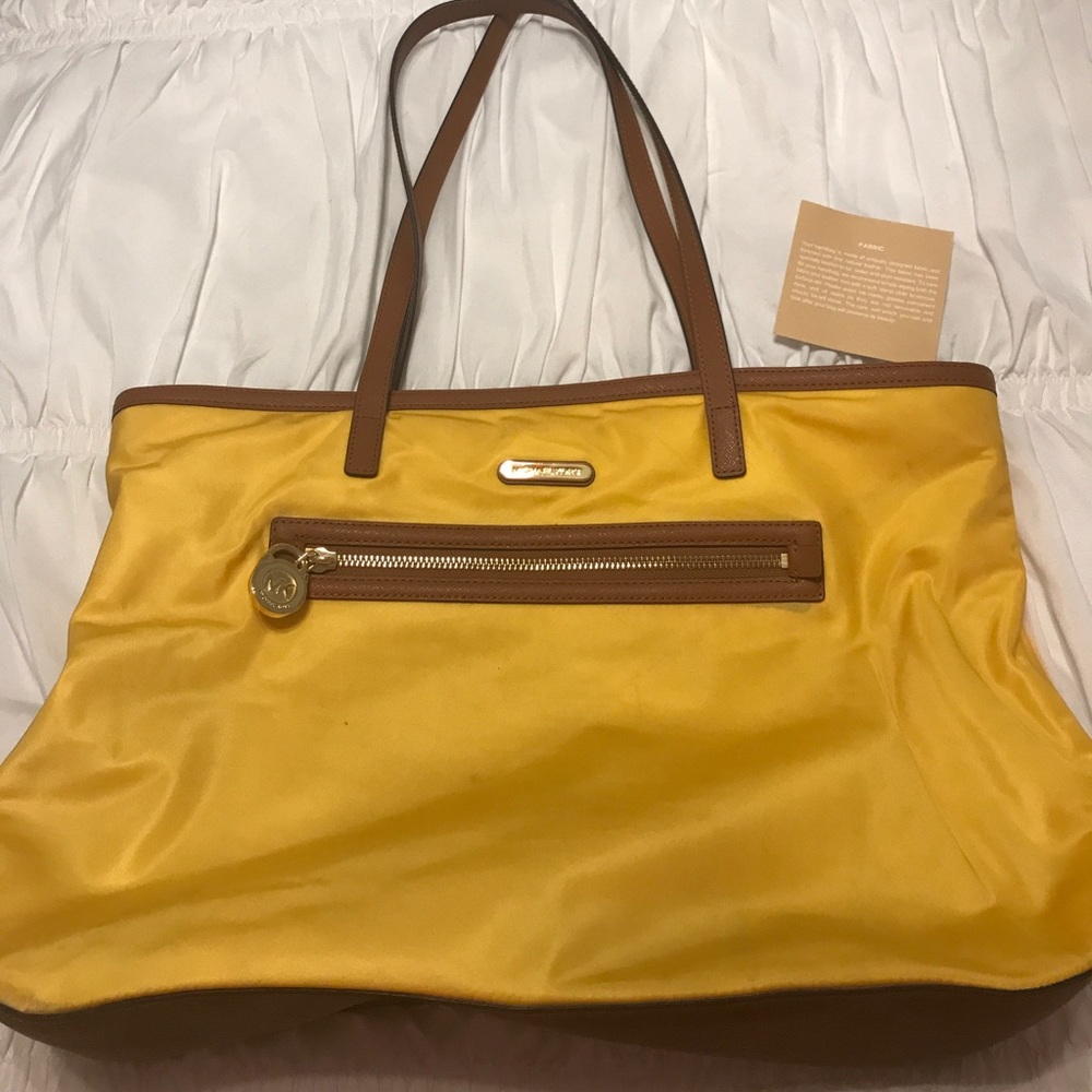 Michael Kors Tote