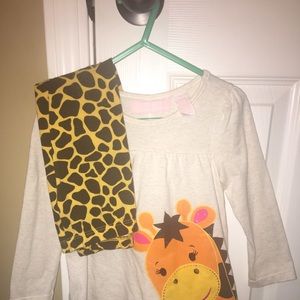 2 Piece Giraffe Outfit