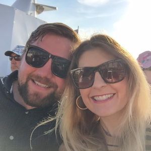 Meet your Posher, Earl