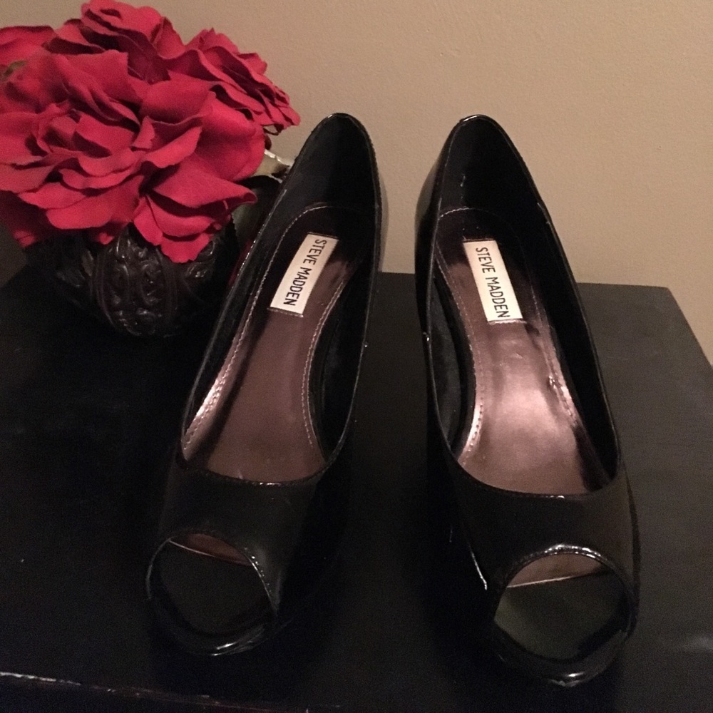 Steve Madden Patent Leather Heels Sz 7