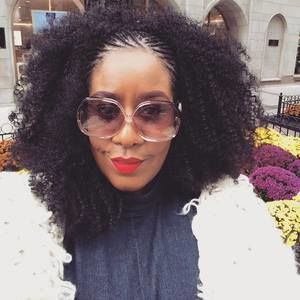 Meet your Posher, Yvette