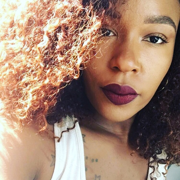 Meet your Posher, Monique - Picture 1 of 1