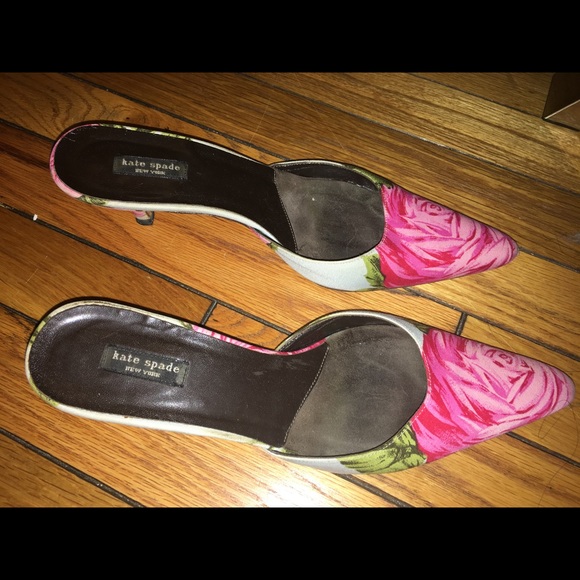 Beautiful and one of a kind Kate Spade floral - Picture 2 of 4