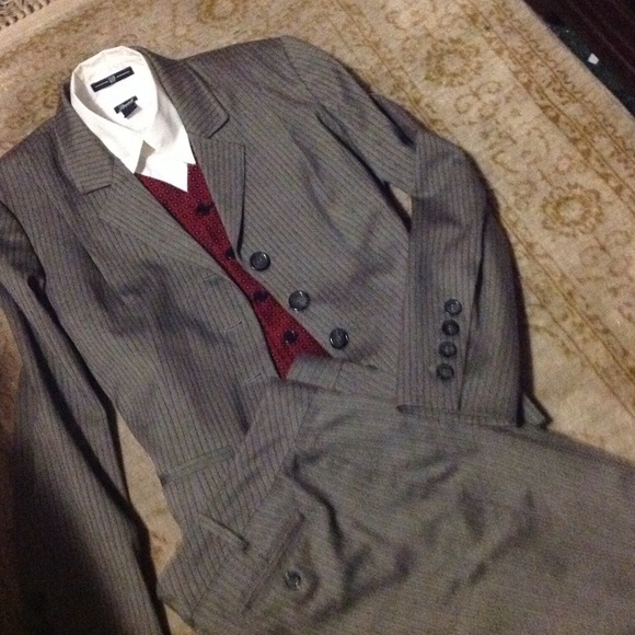 Pants - Stunning lady's gray suit