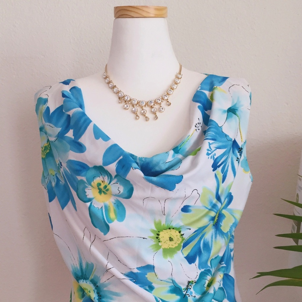 Gorgeous Blue Floral Sleeveless