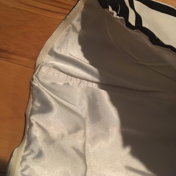 Express strapless dress - Picture 4 of 4