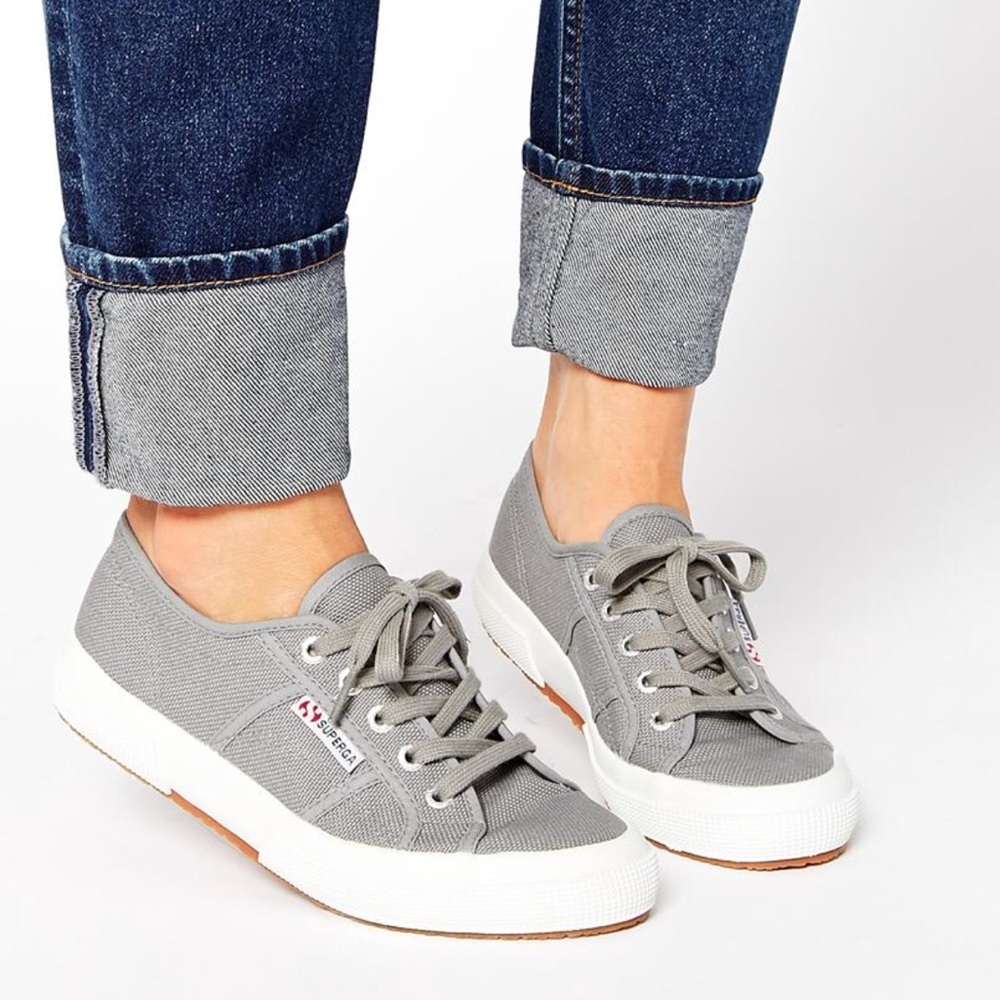 Grey Supergas