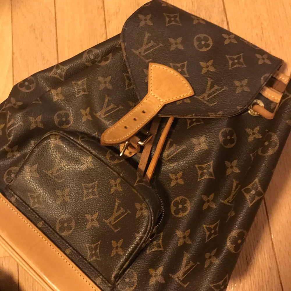 SOLD: Authentic Louis Vuitton backpack clean
