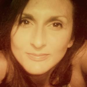 Meet your Posher, Suzanne