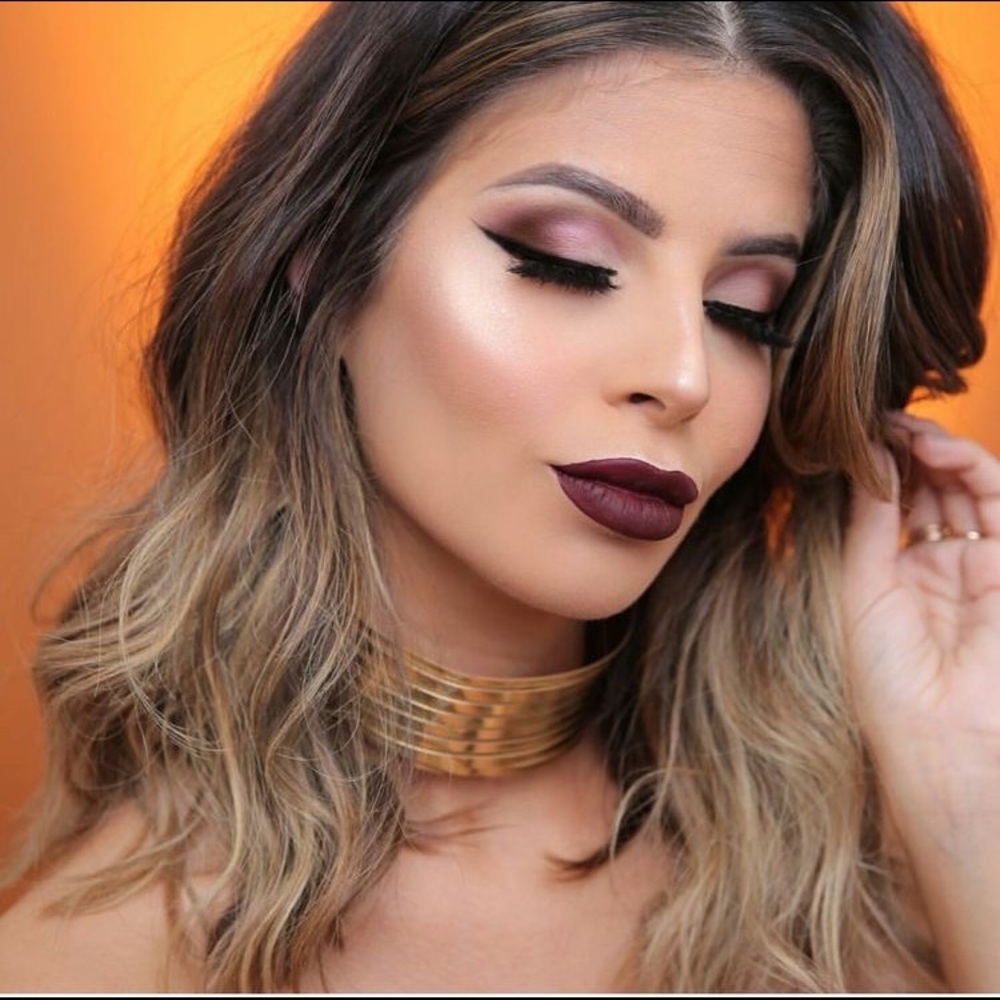 Too Faced Melted Matte "Wine Not"