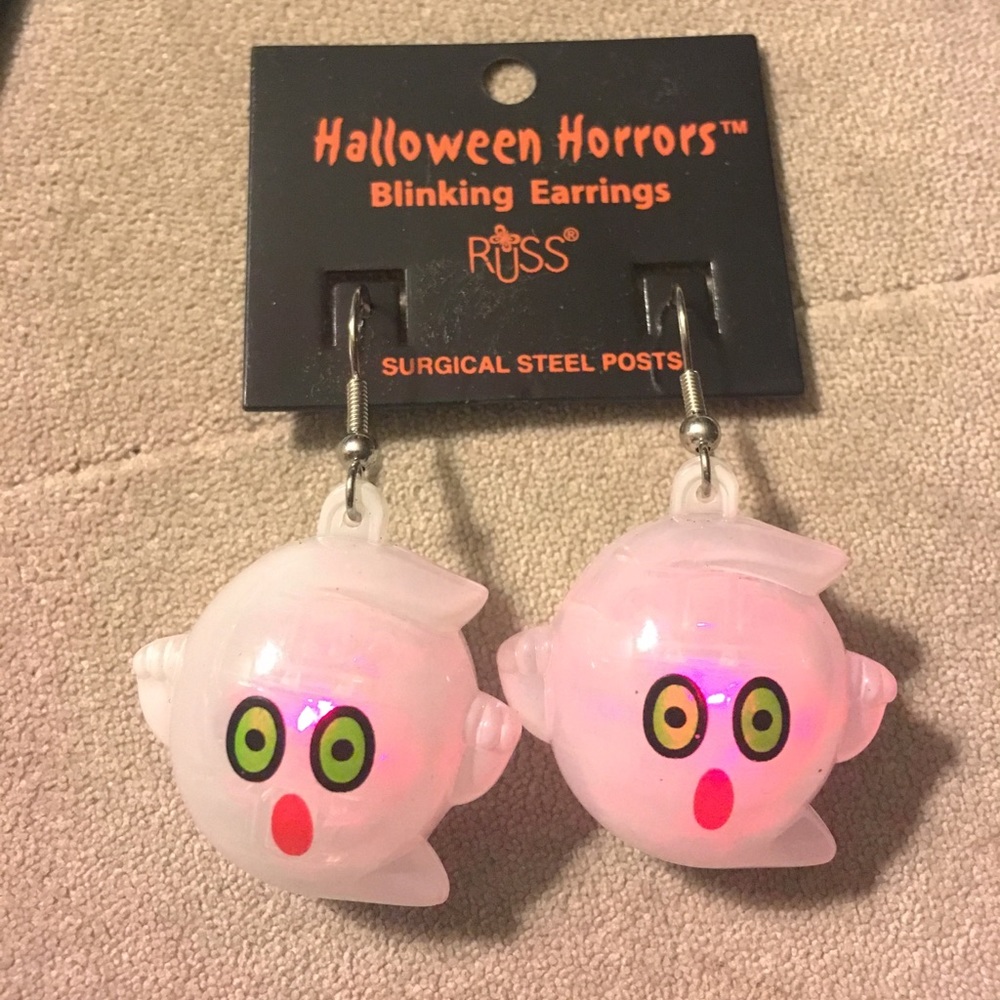 Blinking Ghost earrings