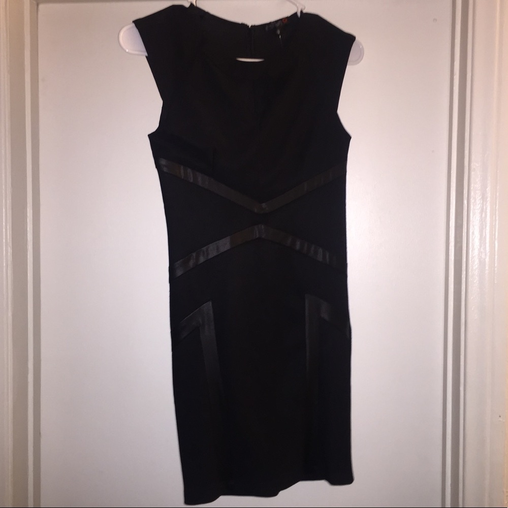 Cocktail dress by Guess