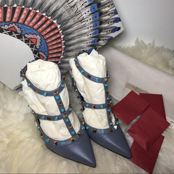 Valentino Rockstud Rolling 🚫just sharing🚫 - Picture 2 of 2