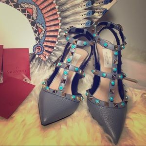 Valentino Rockstud Rolling 🚫just sharing🚫