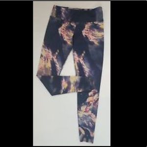 Onzie navy color splashed yoga leggings