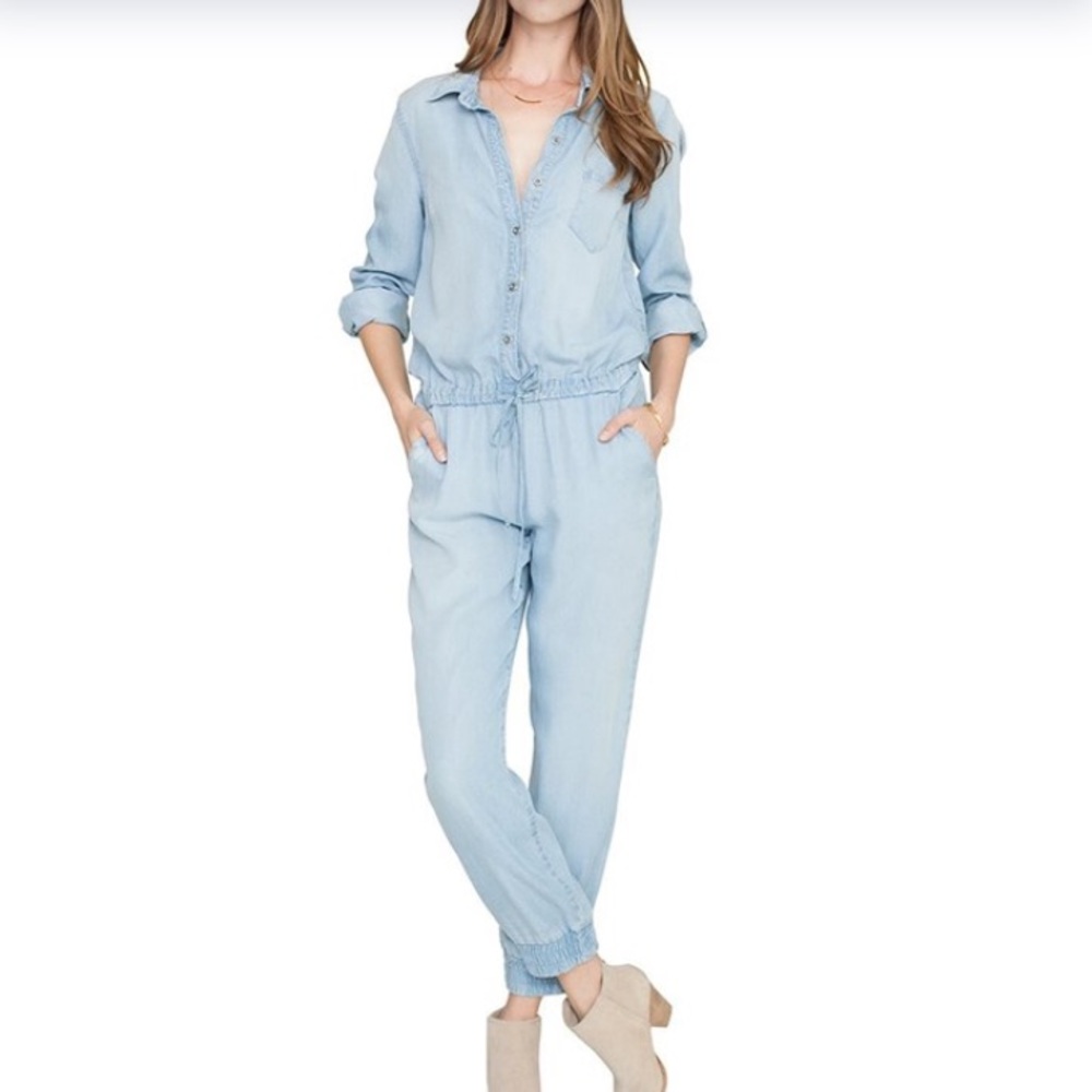 NWOT Splendid Chambray Jumpsuit