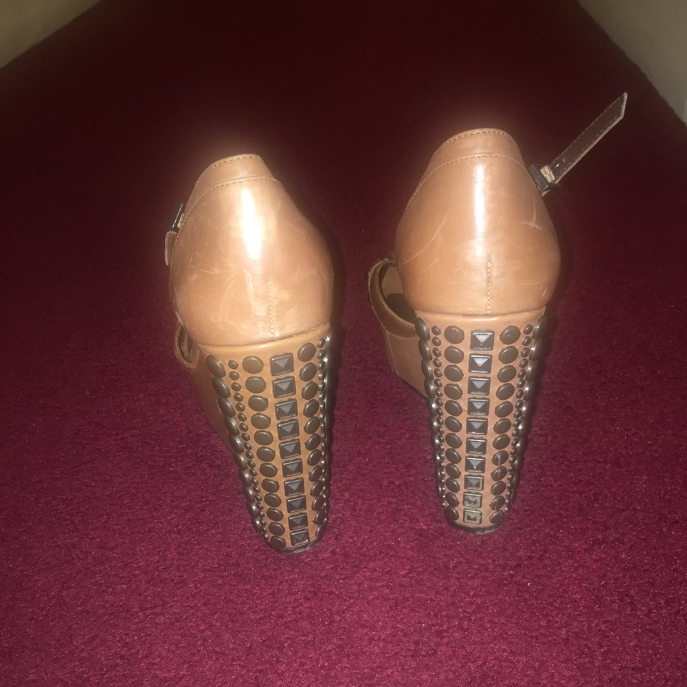 Vince Camuto Studded wedges