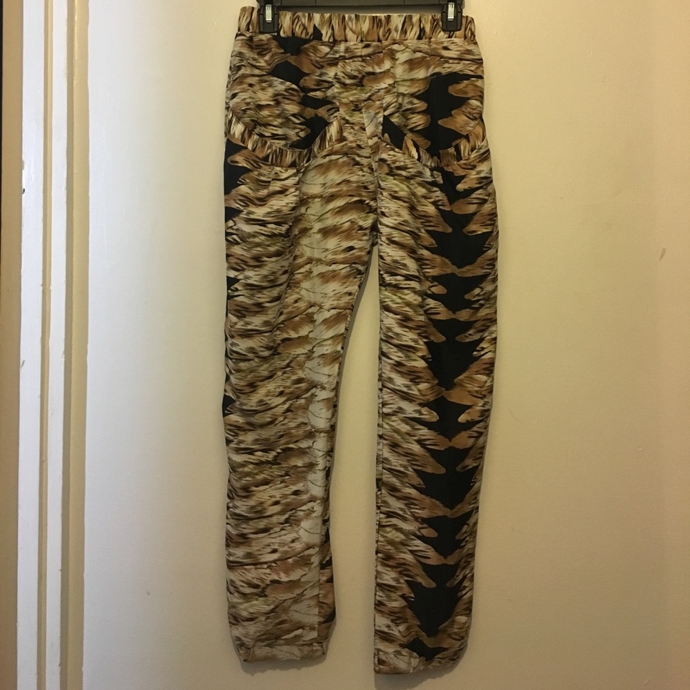 Flynn Skye joggers size 1